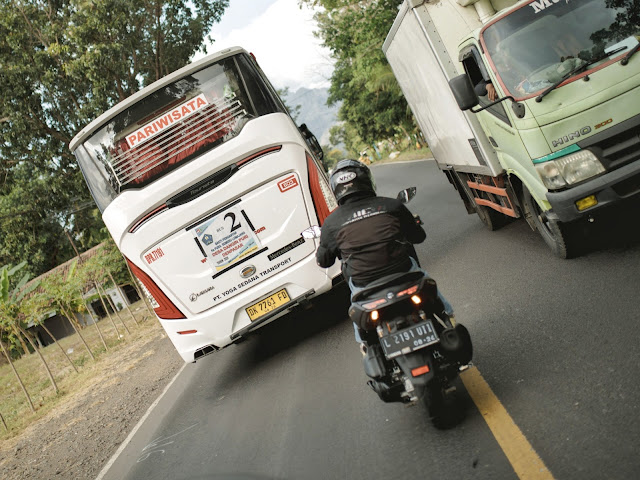 Menjajal Sensasi Turbo Yamaha NMAX, Makin Pede Nyalip Saat&nbsp;Touring