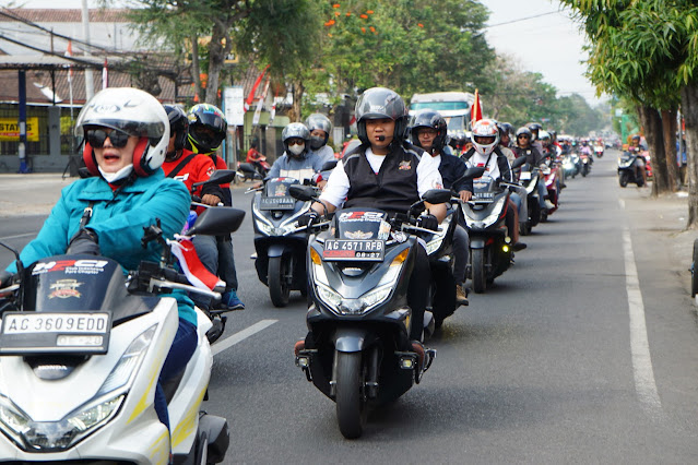 Rayakan Kemerdekaan, 200 Biker Honda PCX Touring di&nbsp;Tulungagung