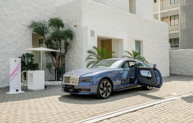 Rolls-Royce Spectre Tebar Aura Crazy Rich di&nbsp;Surabaya