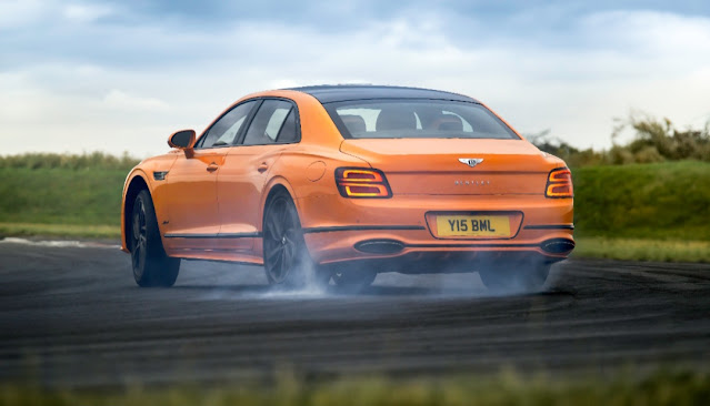 Bersiap Sambut Bentley Flying Spur, Supercar Paling Kuat dan&nbsp;Dinamis